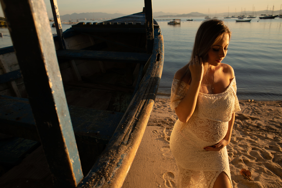 ensaio externo de gestante, figurino para gestante, gestante na praia, fotografa de gestante floripa, fotografa floripa, santo antonio de lisboa, fotos de gravida em santo antionio de lisboa, amanda mae gestante, roupas para ensaio gestante, pregnancy