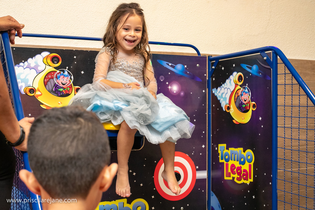 casa de festas em Florianopolis, tema frozen, tema de festa menina, atelie da festa, fotografia infantil florianopolis, personalizados frozen, festas criativas