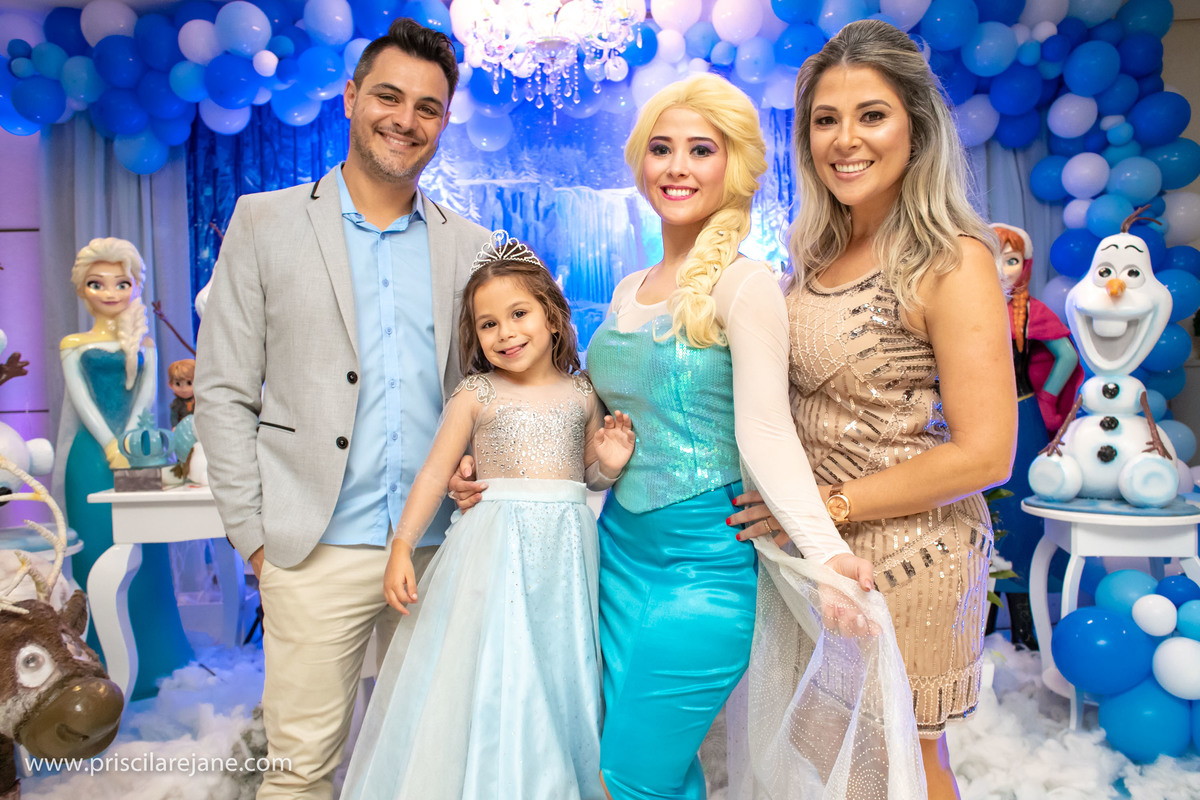 casa de festas em Florianopolis, tema frozen, tema de festa menina, atelie da festa, fotografia infantil florianopolis, personalizados frozen, festas criativas