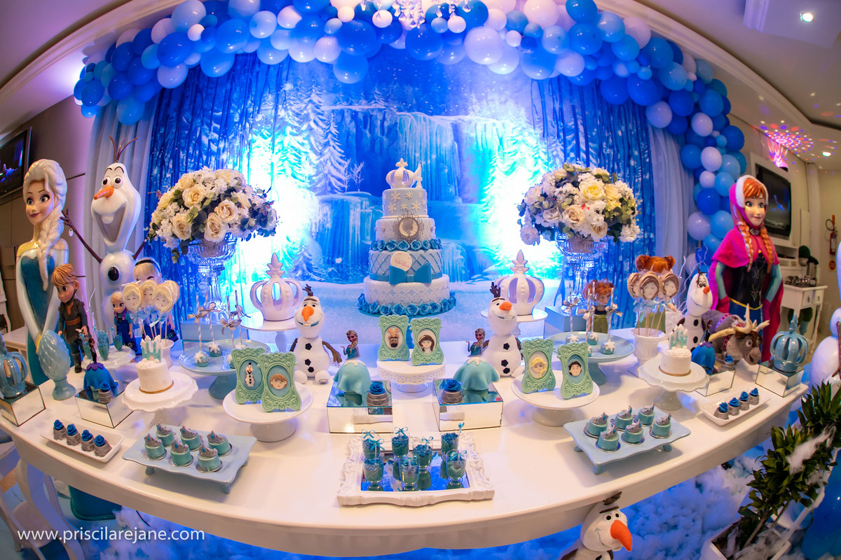 casa de festas em Florianopolis, tema frozen, tema de festa menina, atelie da festa, fotografia infantil florianopolis, personalizados frozen, festas criativas