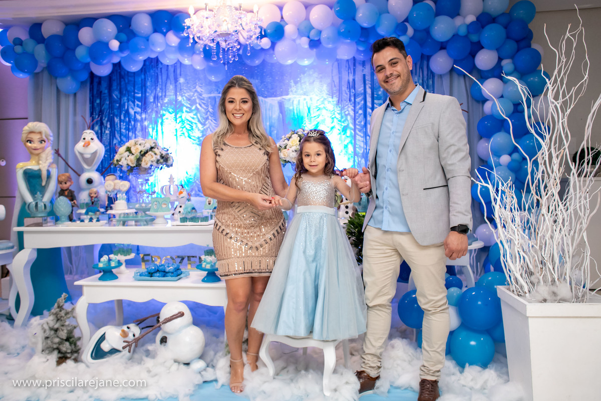 casa de festas em Florianopolis, tema frozen, tema de festa menina, atelie da festa, fotografia infantil florianopolis, personalizados frozen, festas criativas