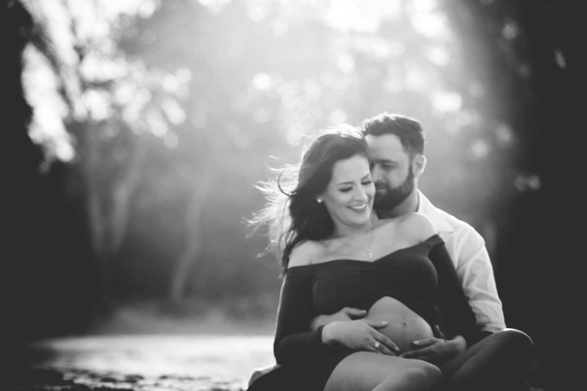 gestante na praia do campeche, praia do campeche, fotografa sul da ilha, fotografa florianopolis, fotografia de gestante, point do riozinho, midora, gravida linda, priscila rejane fotografa, figurino para gestante