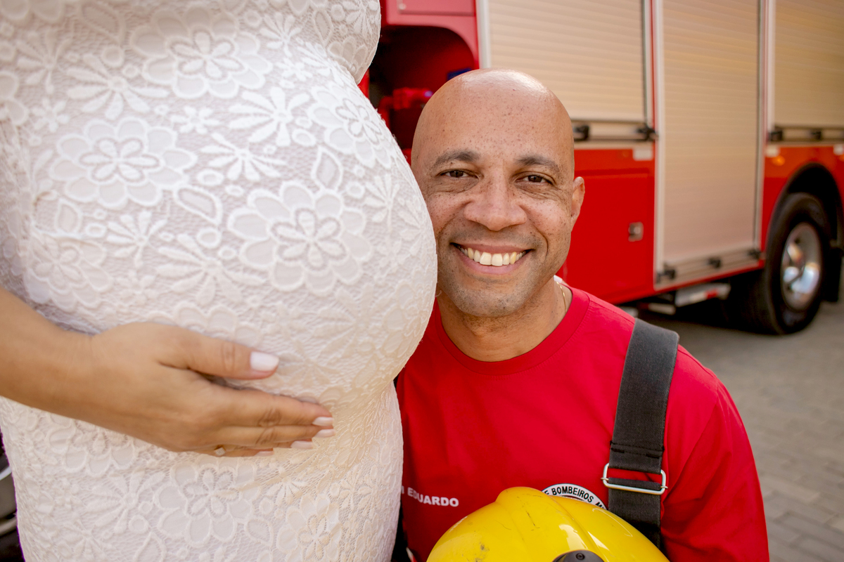 ensaio gestante, corpo de bombeiros, ensaio de gravida, bombeiros florianopolis, casada com bombeiro, batalhao dos bombeiros floripa, rio tavares, ensaio de casal floripa, book de gestante, ensaio gestante nos bombeiros