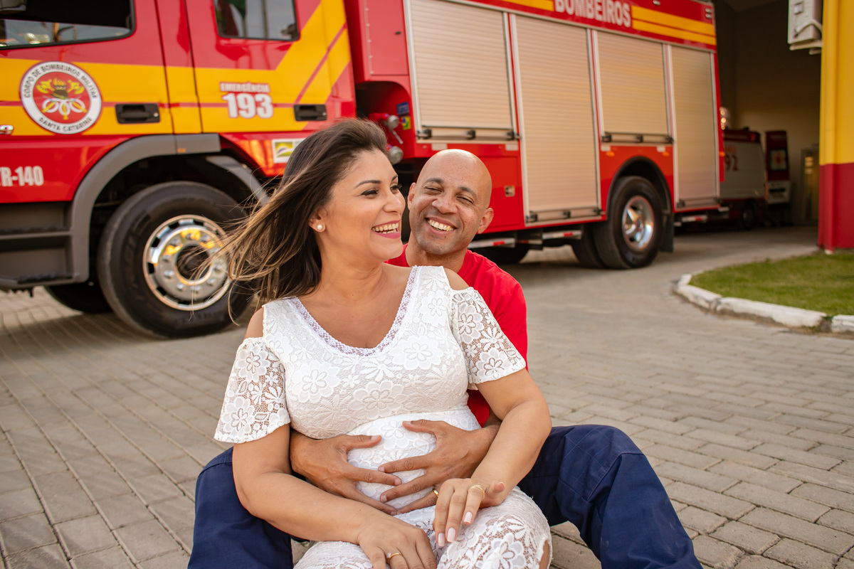 ensaio gestante, corpo de bombeiros, ensaio de gravida, bombeiros florianopolis, casada com bombeiro, batalhao dos bombeiros floripa, rio tavares, ensaio de casal floripa, book de gestante, ensaio gestante nos bombeiros