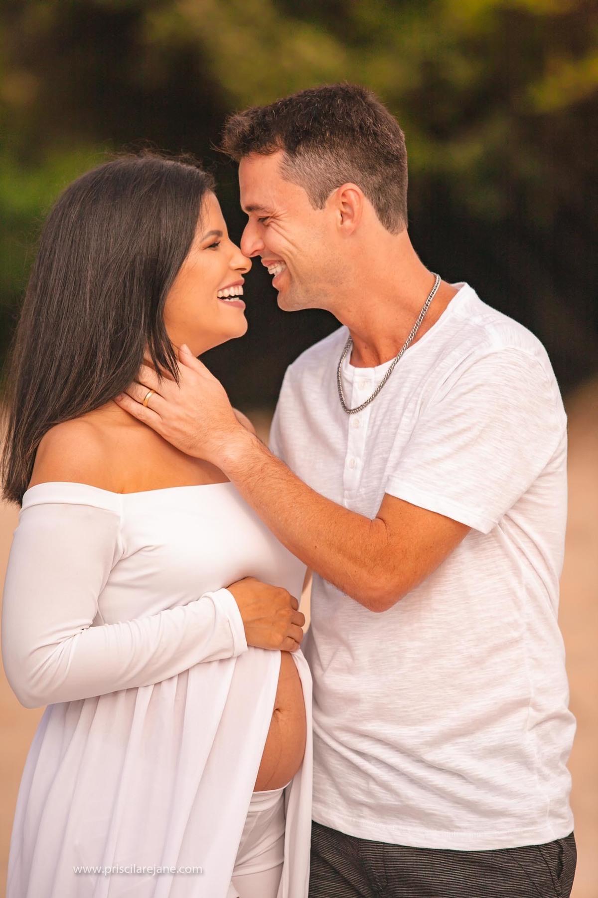 praia do campeche, ensaio de gravida, chow chow, ensaio com dog, fotos na praia do campeche, fotografa florianopolis, fotografa sul da ilha, priscila rejane, fotos de gravida na praia, figurino para gestante, midora gestante, pregnancy, gravida linda