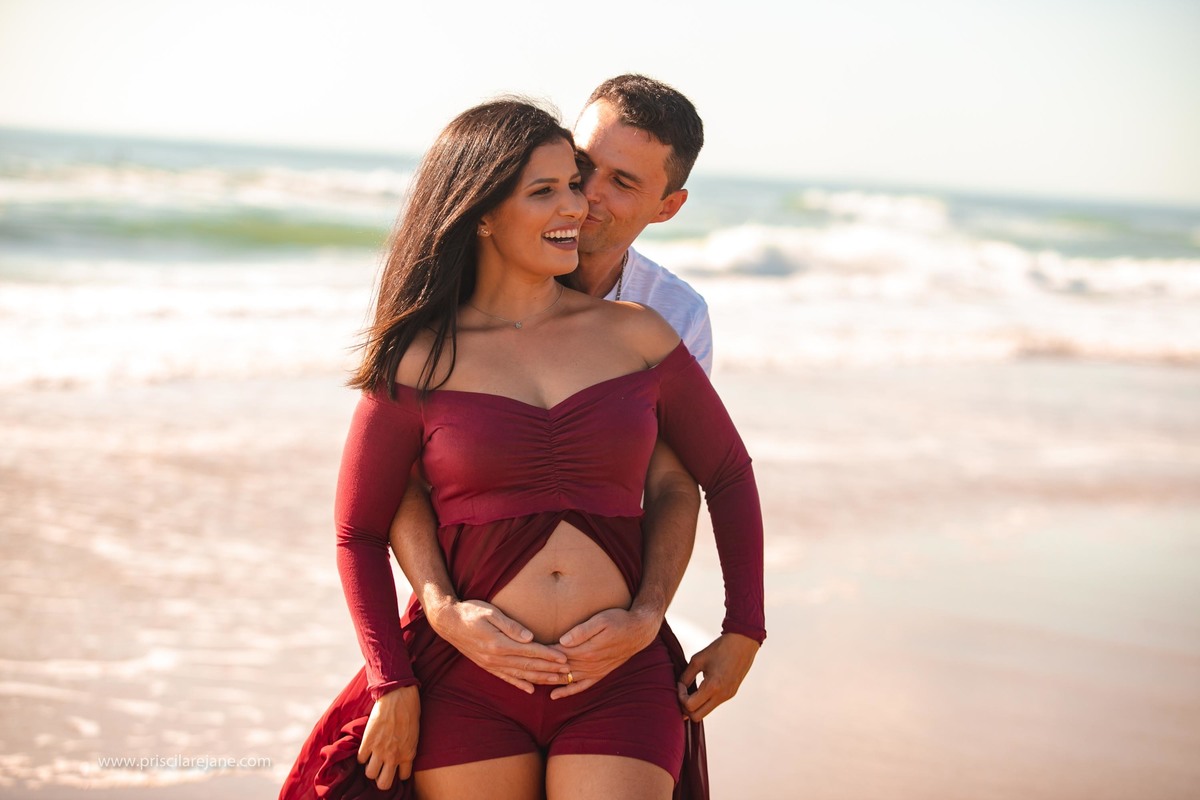 praia do campeche, ensaio de gravida, chow chow, ensaio com dog, fotos na praia do campeche, fotografa florianopolis, fotografa sul da ilha, priscila rejane, fotos de gravida na praia, figurino para gestante, midora gestante, pregnancy, gravida linda