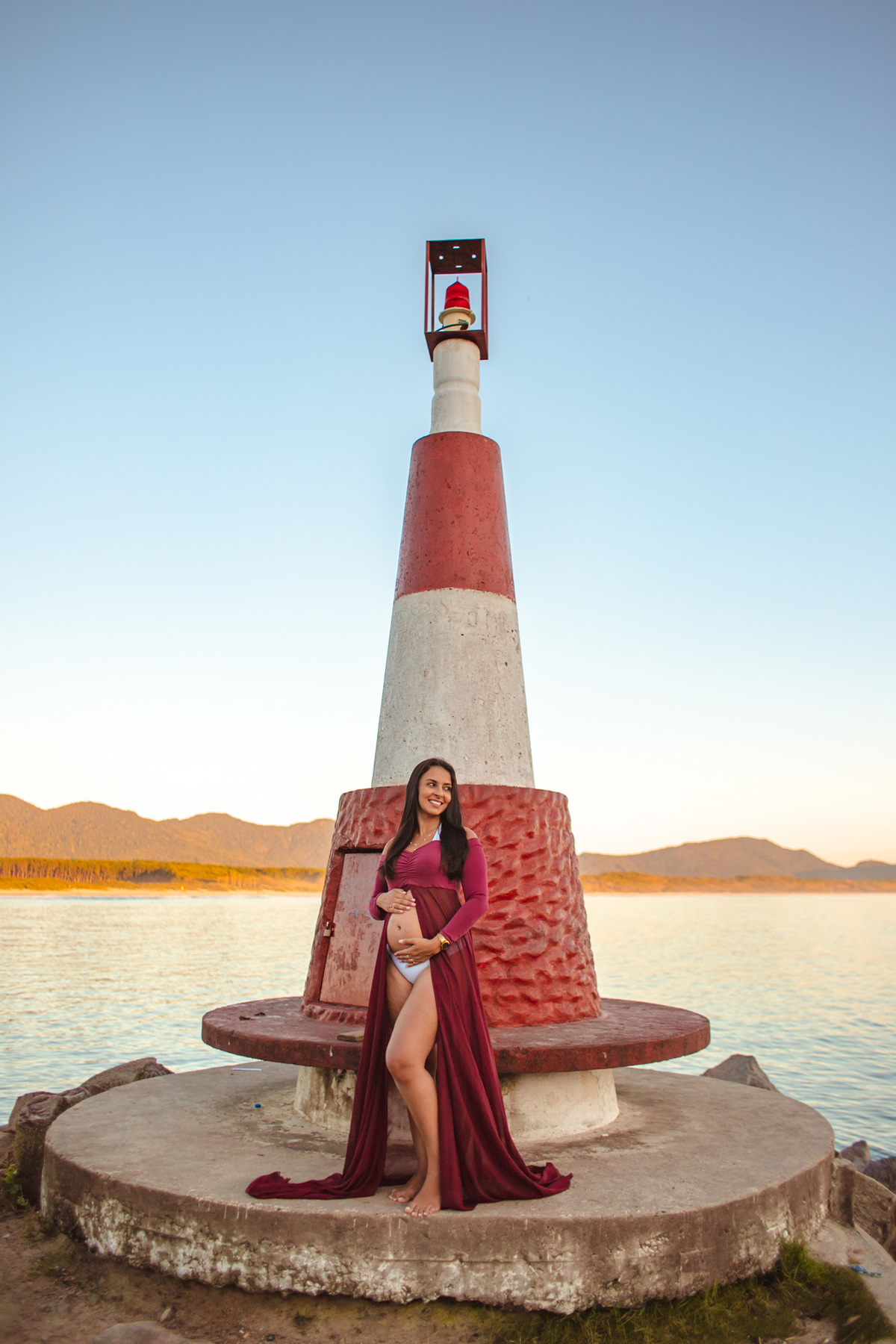 ensaio de gestante, barrra da lagoa, farol da barra da lagoa, ensaio de gestante na barra da lagoa em floripa, gravida no farol