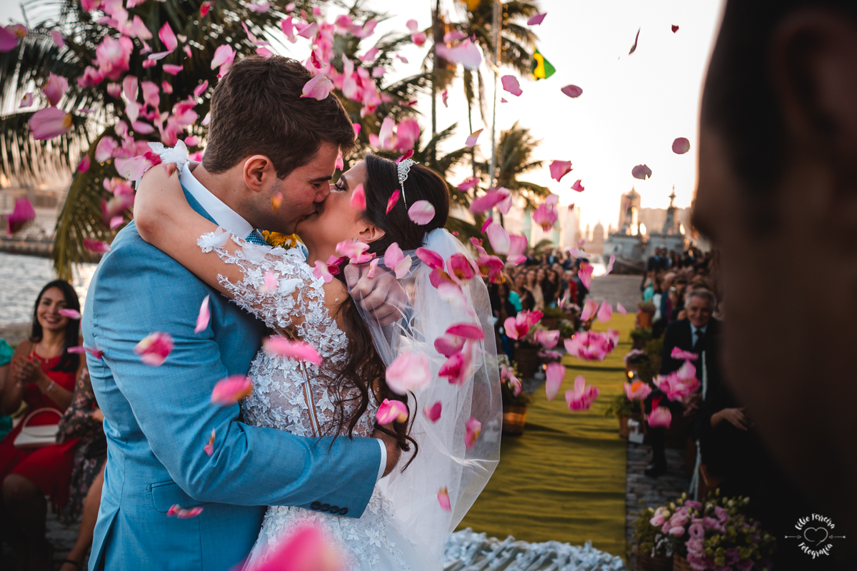 CASAMENTO NA ILHA FISCAL FOTOGRAFIA DE CASAMENTO RJ DECORACAO DE CASAMENTO ILHA FISCAL DANIEL MACHADO CRUZ CELIO FERREIRA FOTOGRAFIA MOMENTOS FELIZES CASAMENTO NA ILHA WEDDING DAY CERIMONIA DE CASAMENTO RJ 