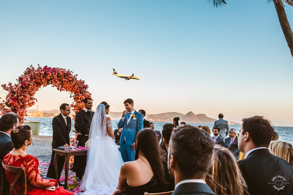 CASAMENTO NA ILHA FISCAL FOTOGRAFIA DE CASAMENTO RJ DECORACAO DE CASAMENTO ILHA FISCAL DANIEL MACHADO CRUZ CELIO FERREIRA FOTOGRAFIA MOMENTOS FELIZES CASAMENTO NA ILHA WEDDING DAY CERIMONIA DE CASAMENTO RJ 