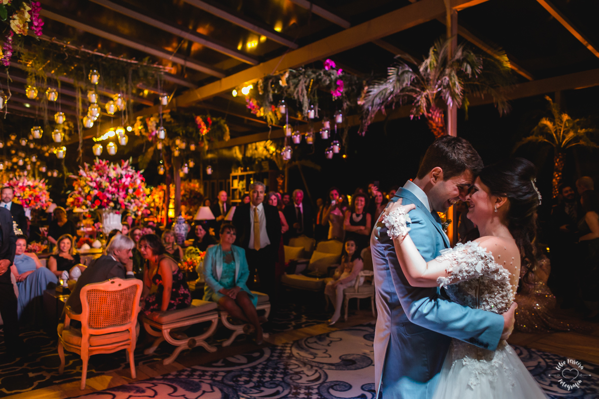 CASAMENTO NA ILHA FISCAL FOTOGRAFIA DE CASAMENTO RJ DECORACAO DE CASAMENTO ILHA FISCAL DANIEL MACHADO CRUZ CELIO FERREIRA FOTOGRAFIA MOMENTOS FELIZES CASAMENTO NA ILHA WEDDING DAY CERIMONIA DE CASAMENTO RJ CASAMENTO NO POR DO SOL CASAR A BEIRA MAR