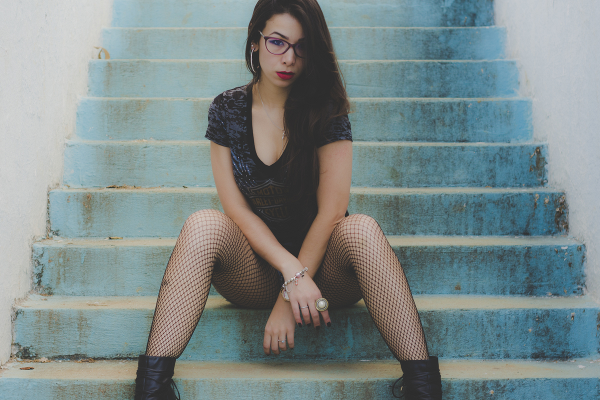 Ensaio fotográfico. Ensaio feminino. 15 anos. Fotografia. Fotógrafa de mulheres. Ensaio externo. São Paulo. Daniele Vidal Fotografia. Book fotográfico. Ensaio romântico. Ensaio Urbano. Ensaio Paulista. Ensaio no parque. Pose pra foto. Ensaio moda. álbum.