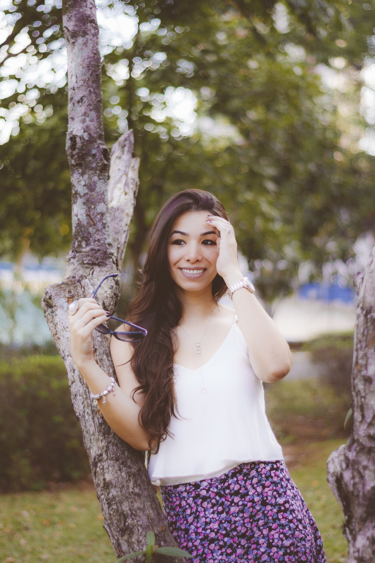 Ensaio fotográfico. Ensaio feminino. 15 anos. Fotografia. Fotógrafa de mulheres. Ensaio externo. São Paulo. Daniele Vidal Fotografia. Book fotográfico. Ensaio romântico. Ensaio Urbano. Ensaio Paulista. Ensaio no parque. Pose pra foto. Ensaio moda. álbum.