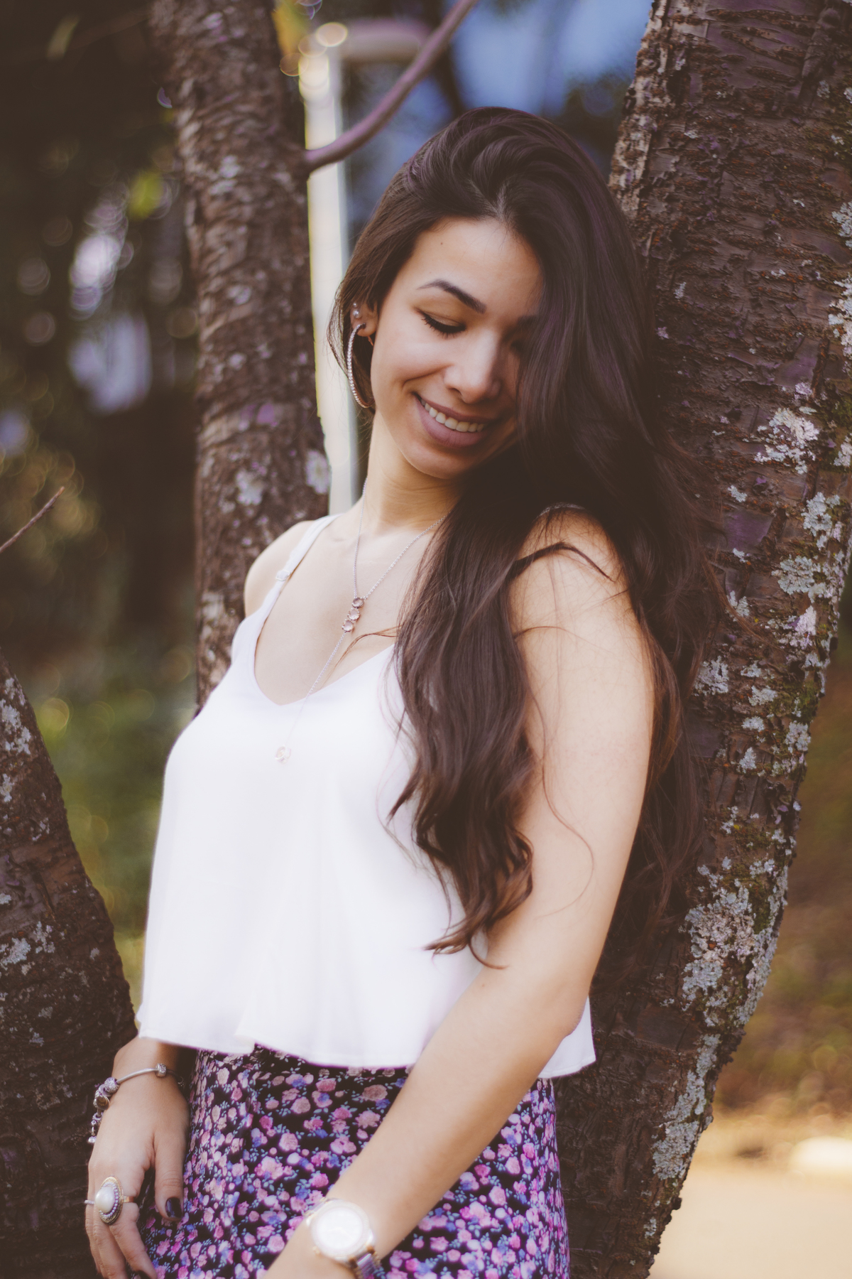 Ensaio fotográfico. Ensaio feminino. 15 anos. Fotografia. Fotógrafa de mulheres. Ensaio externo. São Paulo. Daniele Vidal Fotografia. Book fotográfico. Ensaio romântico. Ensaio Urbano. Ensaio Paulista. Ensaio no parque. Pose pra foto. Ensaio moda. álbum.