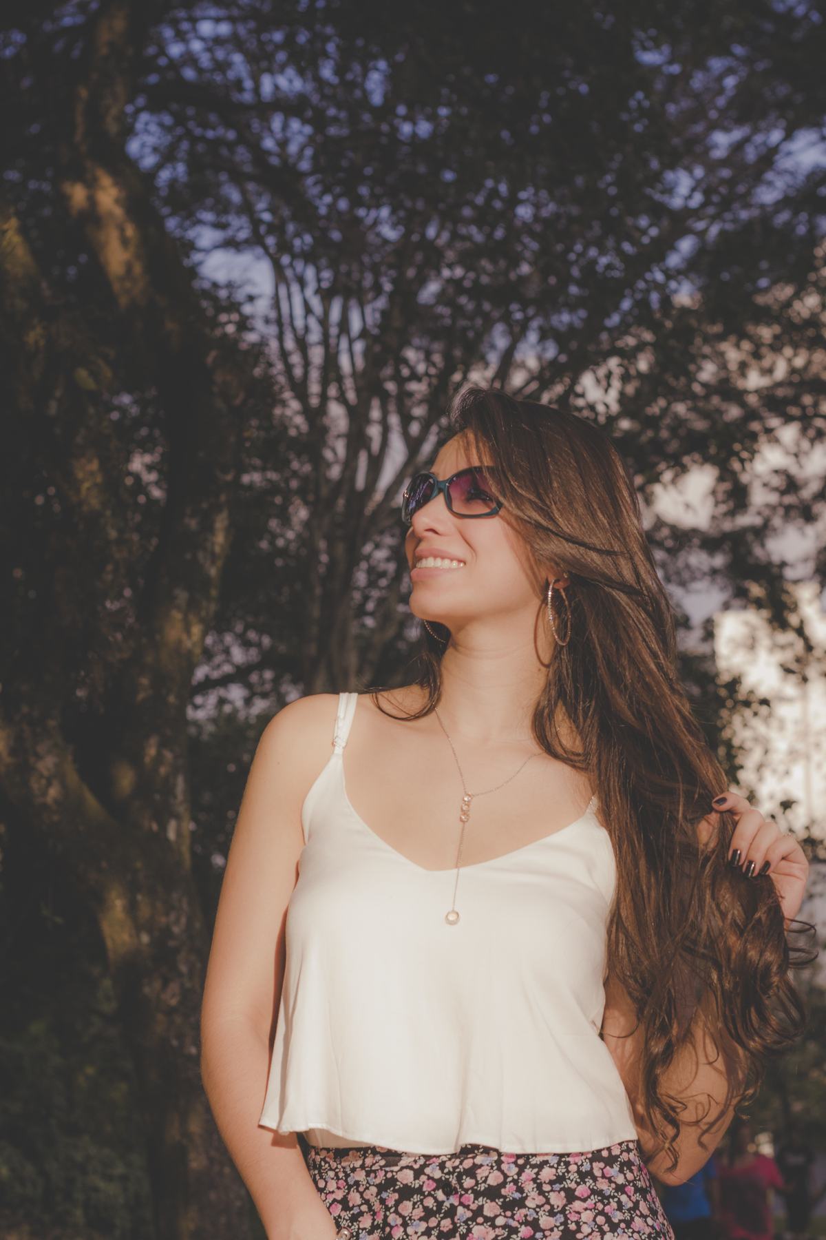 Ensaio fotográfico. Ensaio feminino. 15 anos. Fotografia. Fotógrafa de mulheres. Ensaio externo. São Paulo. Daniele Vidal Fotografia. Book fotográfico. Ensaio romântico. Ensaio Urbano. Ensaio Paulista. Ensaio no parque. Pose pra foto. Ensaio moda. álbum.