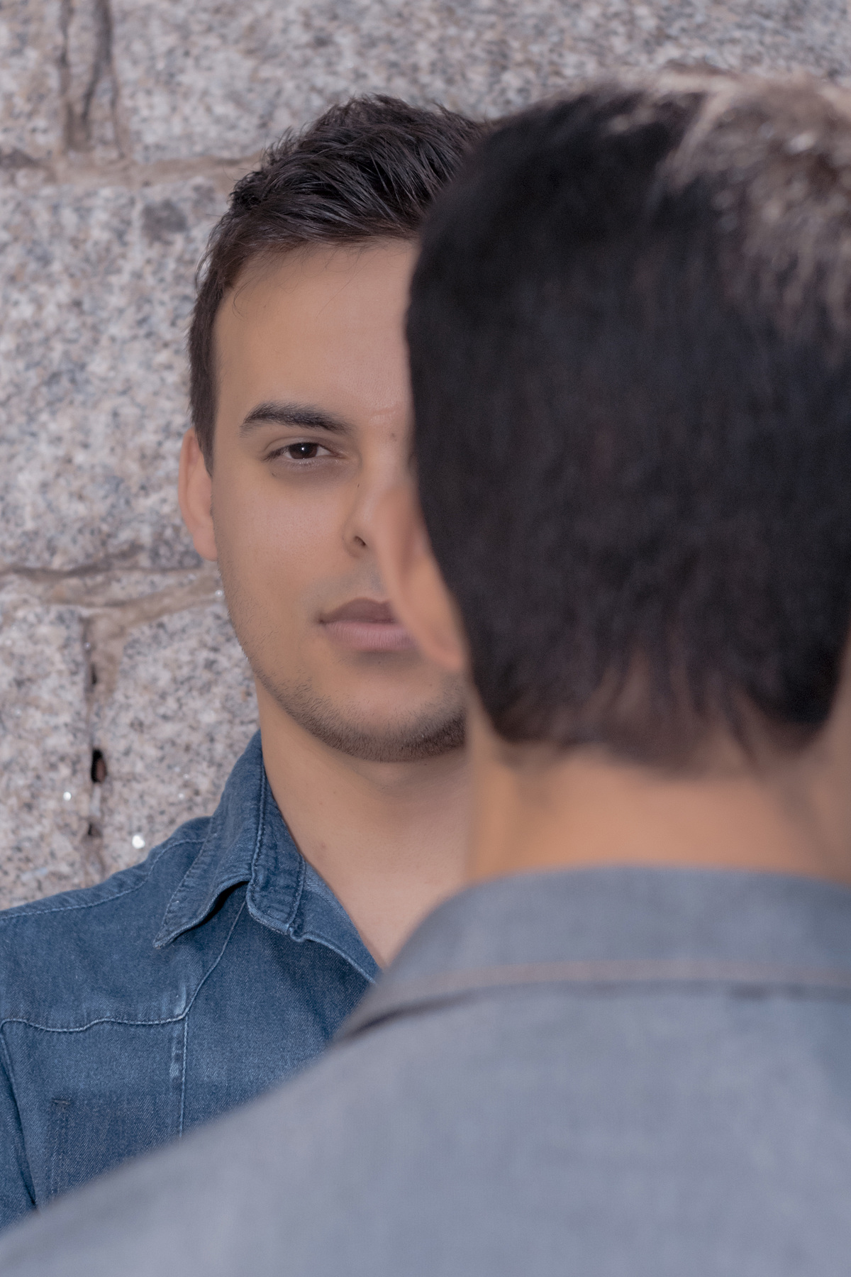 Ensaio fotográfico. Ensaio casal. Ensaio casal gay. Ensaio masculino. Ensaio lgbt. LGBT. Ensaio homossexual. Ensaio romântico. Ensaio externo. Book fotográfico. Álbum. Daniele Vidal Fotografia. Casamento. Noivado. Namoro. Pré wedding. Pré casamento.