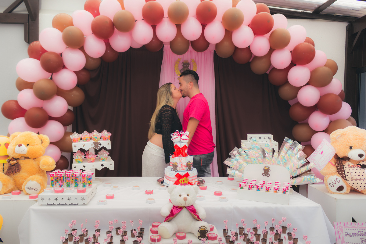 Chá de bebê. Chá de fraldas. Festa. Fotógrafo para festa. Cobertura fotográfica. Daniele Vidal Fotografia. São Paulo. Aniversário. Gestante. Grávida. Ensaio gestante. Decoração festa. Ensaio familiar. Ensaio família. Fotografia para chá de bebê. Newborn.