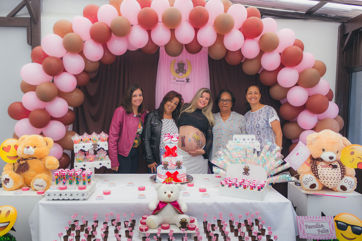 Chá de bebê. Chá de fraldas. Festa. Fotógrafo para festa. Cobertura fotográfica. Daniele Vidal Fotografia. São Paulo. Aniversário. Gestante. Grávida. Ensaio gestante. Decoração festa. Ensaio familiar. Ensaio família. Fotografia para chá de bebê. Newborn.