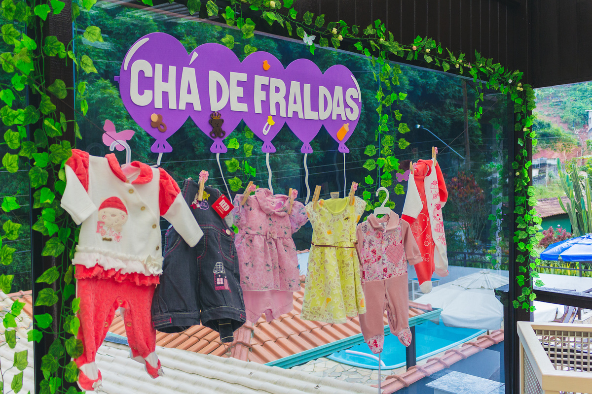 Chá de bebê. Chá de fraldas. Festa. Fotógrafo para festa. Cobertura fotográfica. Daniele Vidal Fotografia. São Paulo. Aniversário. Gestante. Grávida. Ensaio gestante. Decoração festa. Ensaio familiar. Ensaio família. Fotografia para chá de bebê. Newborn.
