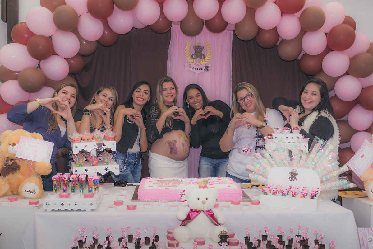 Chá de bebê. Chá de fraldas. Festa. Fotógrafo para festa. Cobertura fotográfica. Daniele Vidal Fotografia. São Paulo. Aniversário. Gestante. Grávida. Ensaio gestante. Decoração festa. Ensaio familiar. Ensaio família. Fotografia para chá de bebê. Newborn.