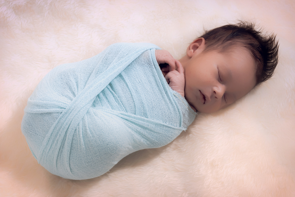 Ensaio fotográfico. Ensaio Recém-nascido. Ensaio newborn. Ensaio em casa. Foto em casa. Ensaio externo. Ensaio infantil. Ensaio bebê. Daniele Vidal Fotografia. São Paulo. Book fotográfico. chá de bebê. chá de fraldas. gestante. grávida. studio fotográfico