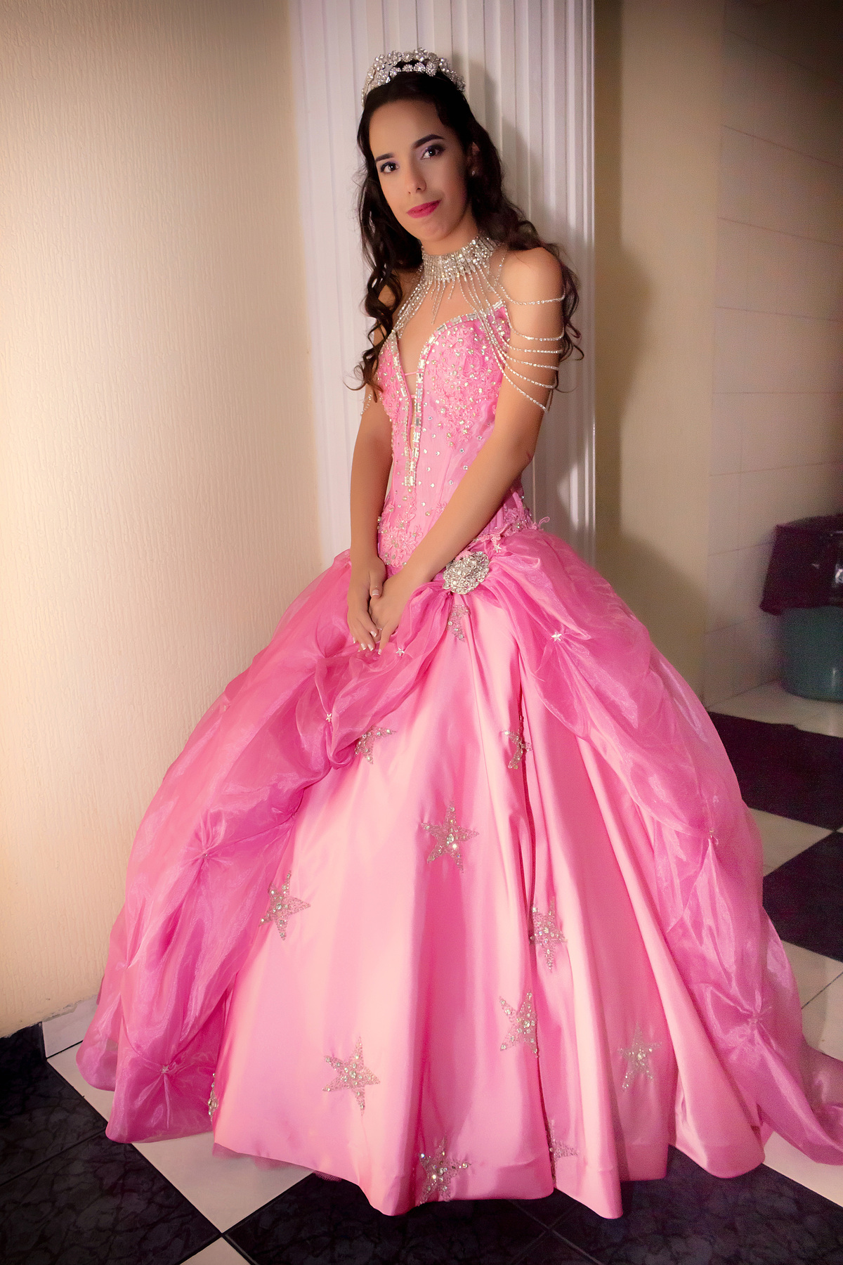 Festa 15 anos. Festa debutante. Cobertura de eventos. Ensaio 15 anos. Ensaio feminino. Fotógrafo em são paulo. São Paulo. Daniele Vidal Fotografia. Fotógrafa zona leste. Fotógrafo barato. Fotógrafo para aniversário. Fotos de 15 anos. Fotos de aniversário.