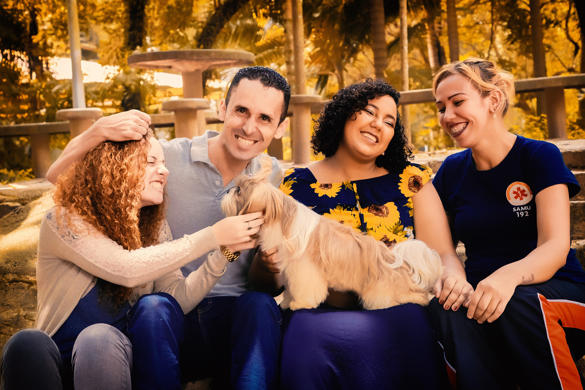 Ensaio fotográfico. Ensaio gestante. Ensaio grávida. Maternidade. Amamentação. Chá de bebê. Chá de fraldas. Ensaio família. Newborn. Ensaio recém-nascido. Look gestante. Ensaio externo. Ensaio em casa. Daniele Vidal Fotografia. Book gestante. São Paulo.