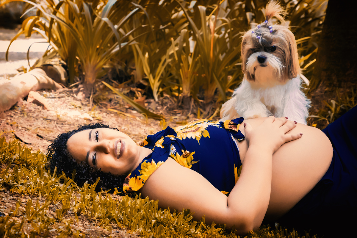 Ensaio fotográfico. Ensaio gestante. Ensaio grávida. Maternidade. Amamentação. Chá de bebê. Chá de fraldas. Ensaio família. Newborn. Ensaio recém-nascido. Look gestante. Ensaio externo. Ensaio em casa. Daniele Vidal Fotografia. Book gestante. São Paulo.