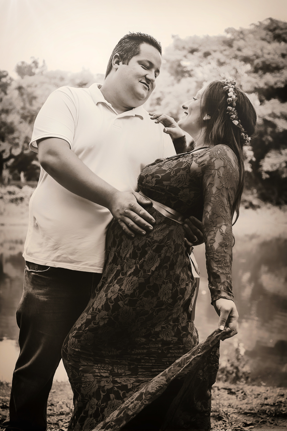 Ensaio fotográfico em São Paulo. Sessão de fotos no parque. Ensaio de gestante externo. Fotos de família. Daniele Vidal Fotografia. Book gestante com figurinos. Fotógrafa de mulheres. Fotos da gravidez. Maternidade em São Paulo. Fotos de casal em SP. 