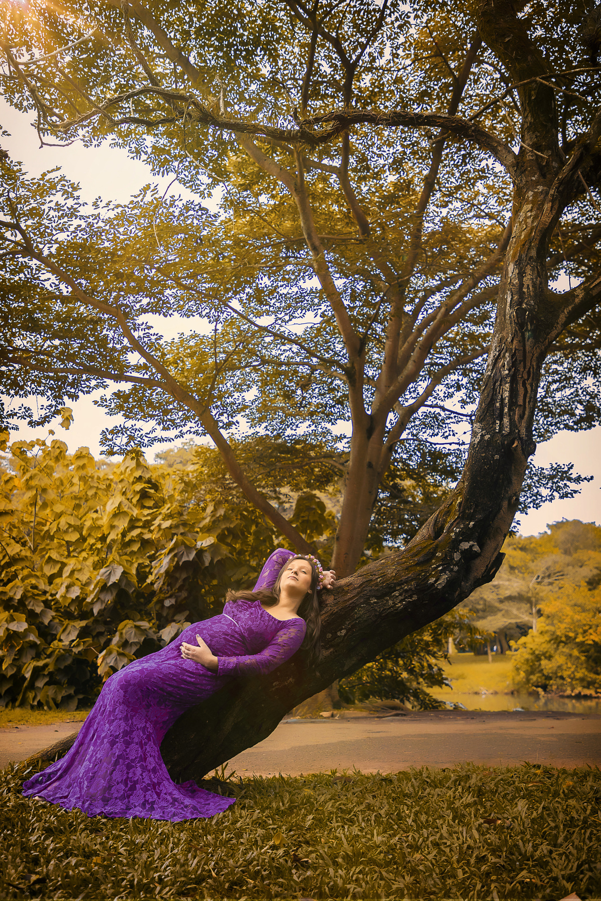 Ensaio fotográfico em São Paulo. Sessão de fotos no parque. Ensaio de gestante externo. Fotos de família. Daniele Vidal Fotografia. Book gestante com figurinos. Fotógrafa de mulheres. Fotos da gravidez. Maternidade em São Paulo. Fotos de casal em SP. 