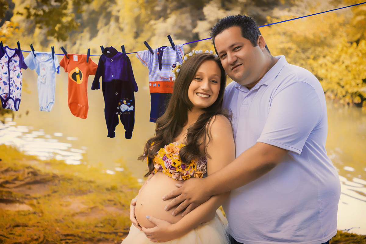 Ensaio fotográfico em São Paulo. Sessão de fotos no parque. Ensaio de gestante externo. Fotos de família. Daniele Vidal Fotografia. Book gestante com figurinos. Fotógrafa de mulheres. Fotos da gravidez. Maternidade em São Paulo. Fotos de casal em SP. 