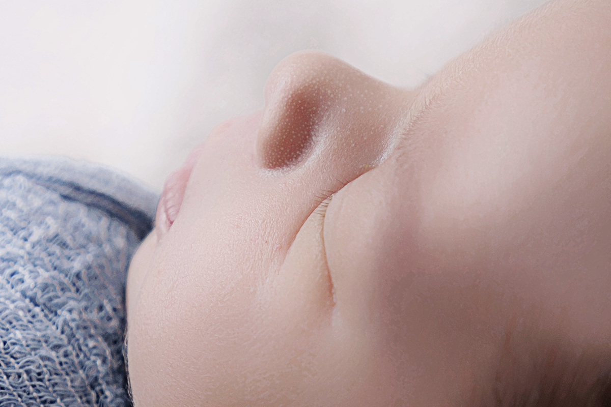 Fotógrafa Especializada. Cuidados Com Seu Bebê. Muito amor pelo seu bebê. Book e Ensaio Newborn. Fotografia Newborn. Newborn no conforto do seu lar. Ensaio fotográfico em casa. Daniele Vidal Fotografia. São Paulo.