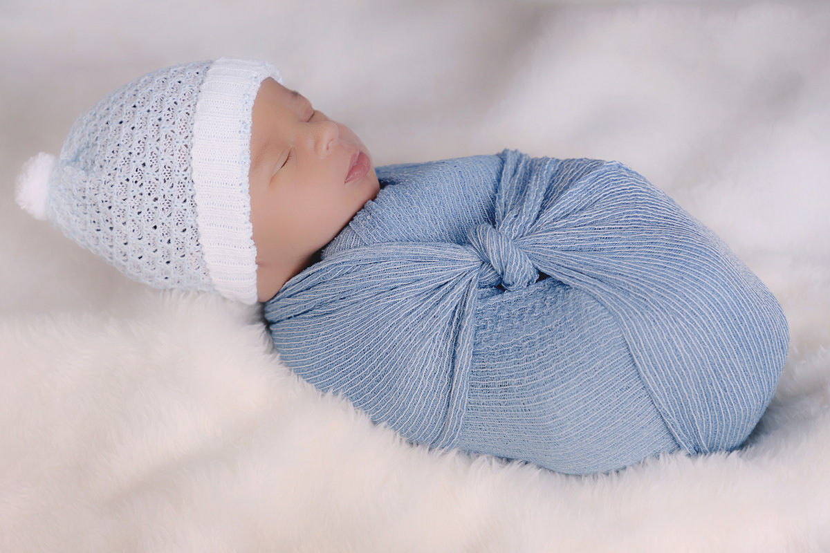 Fotógrafa Especializada. Cuidados Com Seu Bebê. Muito amor pelo seu bebê. Book e Ensaio Newborn. Fotografia Newborn. Newborn no conforto do seu lar. Ensaio fotográfico em casa. Daniele Vidal Fotografia. São Paulo.