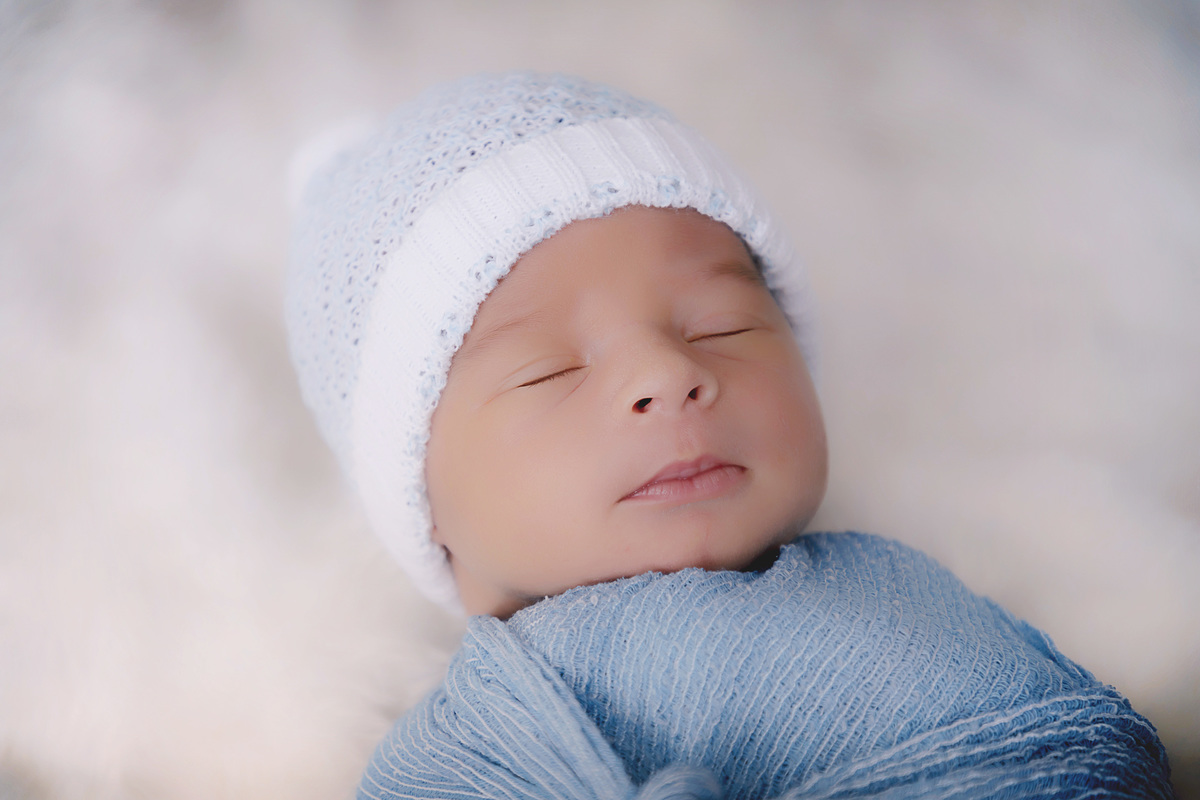 Fotógrafa Especializada. Cuidados Com Seu Bebê. Muito amor pelo seu bebê. Book e Ensaio Newborn. Fotografia Newborn. Newborn no conforto do seu lar. Ensaio fotográfico em casa. Daniele Vidal Fotografia. São Paulo.