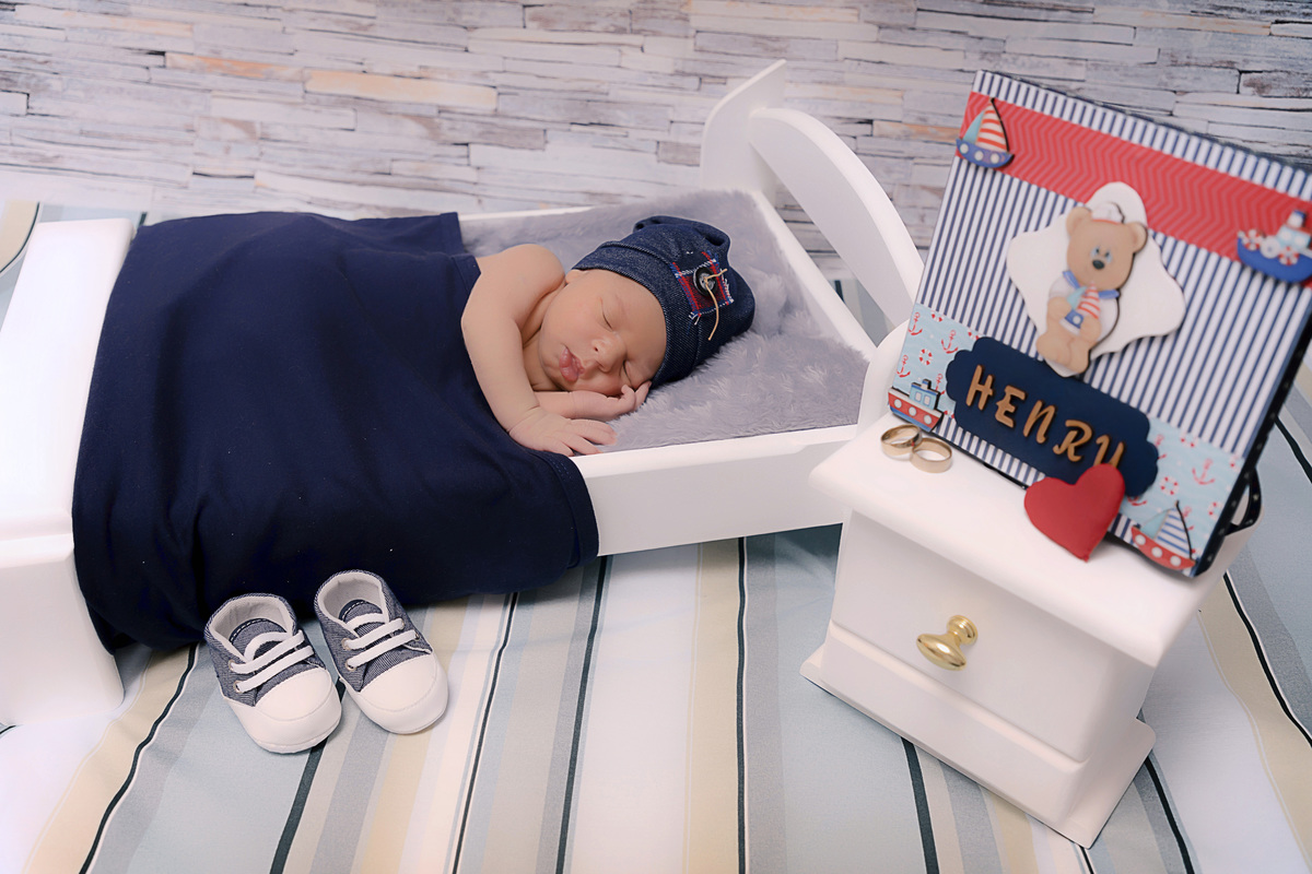 Fotógrafa Especializada. Cuidados Com Seu Bebê. Muito amor pelo seu bebê. Book e Ensaio Newborn. Fotografia Newborn. Newborn no conforto do seu lar. Ensaio fotográfico em casa. Daniele Vidal Fotografia. São Paulo.