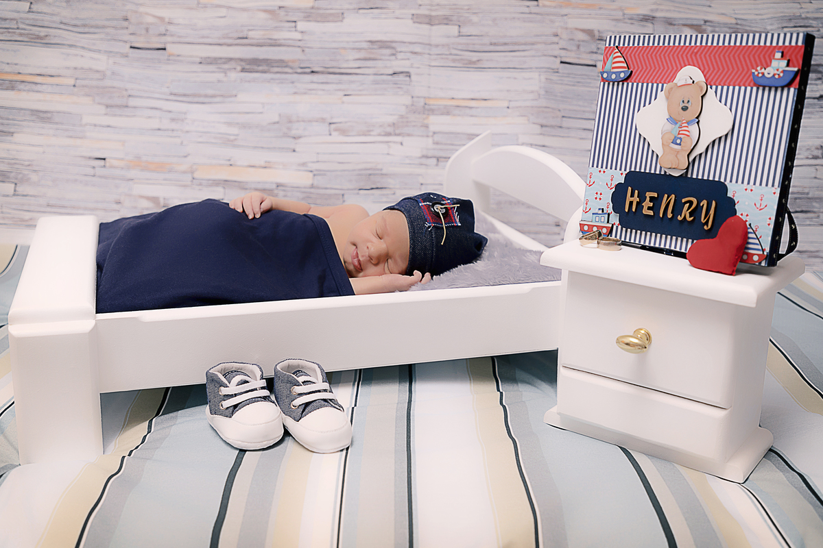 Fotógrafa Especializada. Cuidados Com Seu Bebê. Muito amor pelo seu bebê. Book e Ensaio Newborn. Fotografia Newborn. Newborn no conforto do seu lar. Ensaio fotográfico em casa. Daniele Vidal Fotografia. São Paulo.