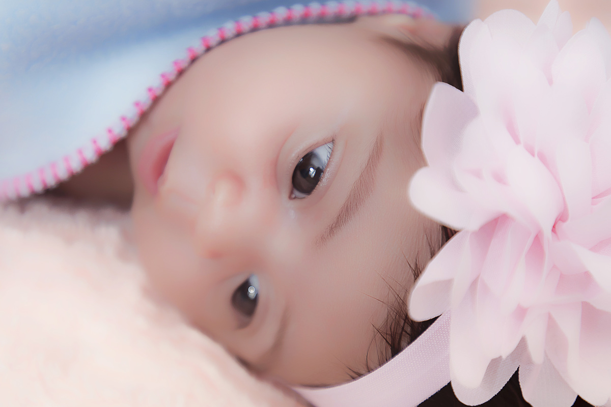 Fotógrafa Especializada. Cuidados Com Seu Bebê. Muito amor pelo seu bebê. Book e Ensaio Newborn. Fotografia Newborn. Newborn no conforto do seu lar. Ensaio fotográfico em casa. Daniele Vidal Fotografia. São Paulo. Maternidade.