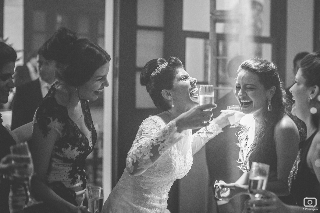 making of noiva, vestido de noiva, maquiagem casamento, casamento na bahia, buquê de noiva, raoni libório, noiva nova, noivos, casamento na praia, wedding brazil, umpontodoisimagem