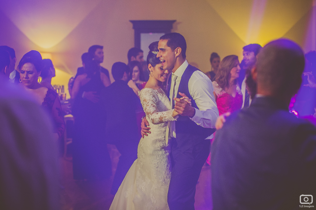 making of noiva, vestido de noiva, maquiagem casamento, casamento na bahia, buquê de noiva, raoni libório, noiva nova, noivos, casamento na praia, wedding brazil, umpontodoisimagem