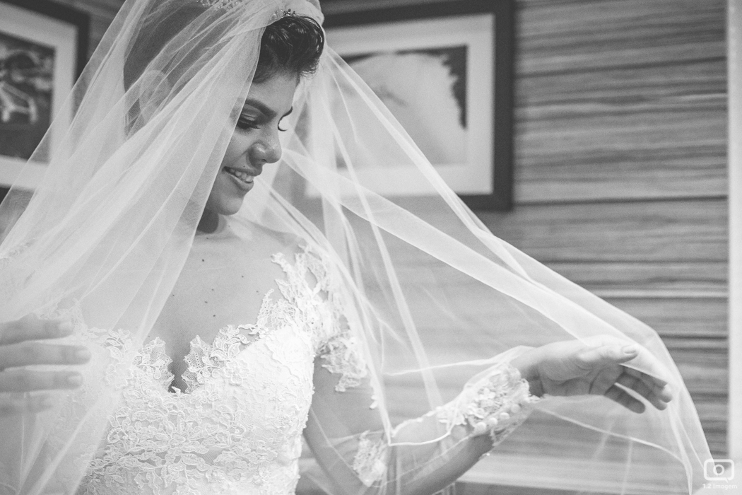 making of noiva, vestido de noiva, maquiagem casamento, casamento na bahia, buquê de noiva, raoni libório, noiva nova, noivos, casamento na praia, wedding brazil, umpontodoisimagem