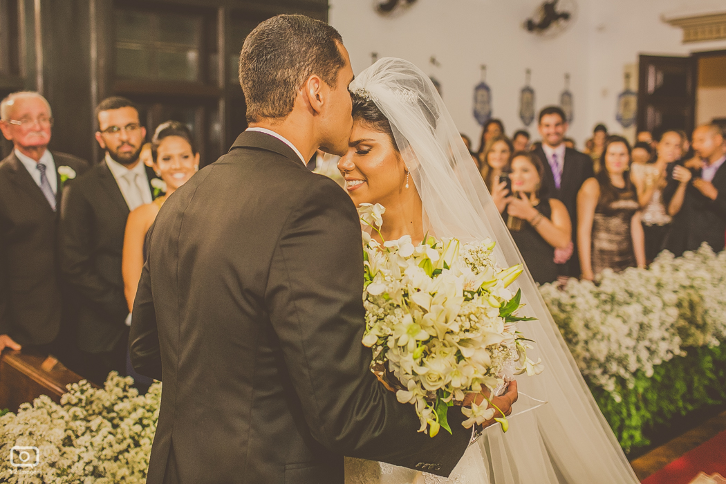making of noiva, vestido de noiva, maquiagem casamento, casamento na bahia, buquê de noiva, raoni libório, noiva nova, noivos, casamento na praia, wedding brazil, umpontodoisimagem