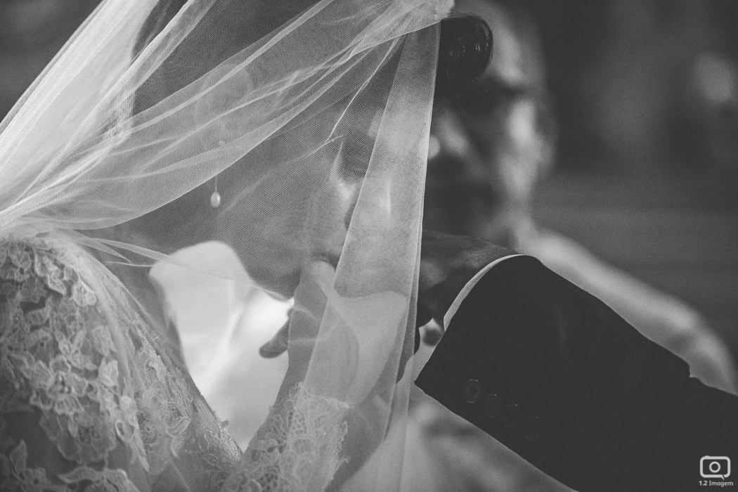 making of noiva, vestido de noiva, maquiagem casamento, casamento na bahia, buquê de noiva, raoni libório, noiva nova, noivos, casamento na praia, wedding brazil, umpontodoisimagem