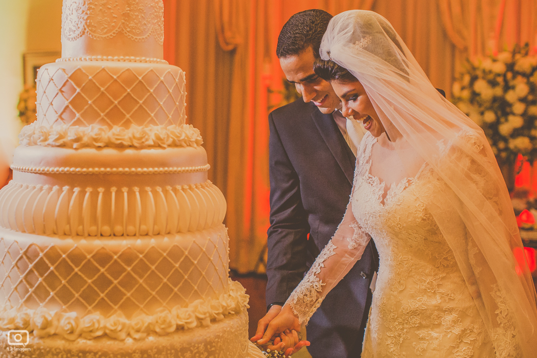 making of noiva, vestido de noiva, maquiagem casamento, casamento na bahia, buquê de noiva, raoni libório, noiva nova, noivos, casamento na praia, wedding brazil, umpontodoisimagem