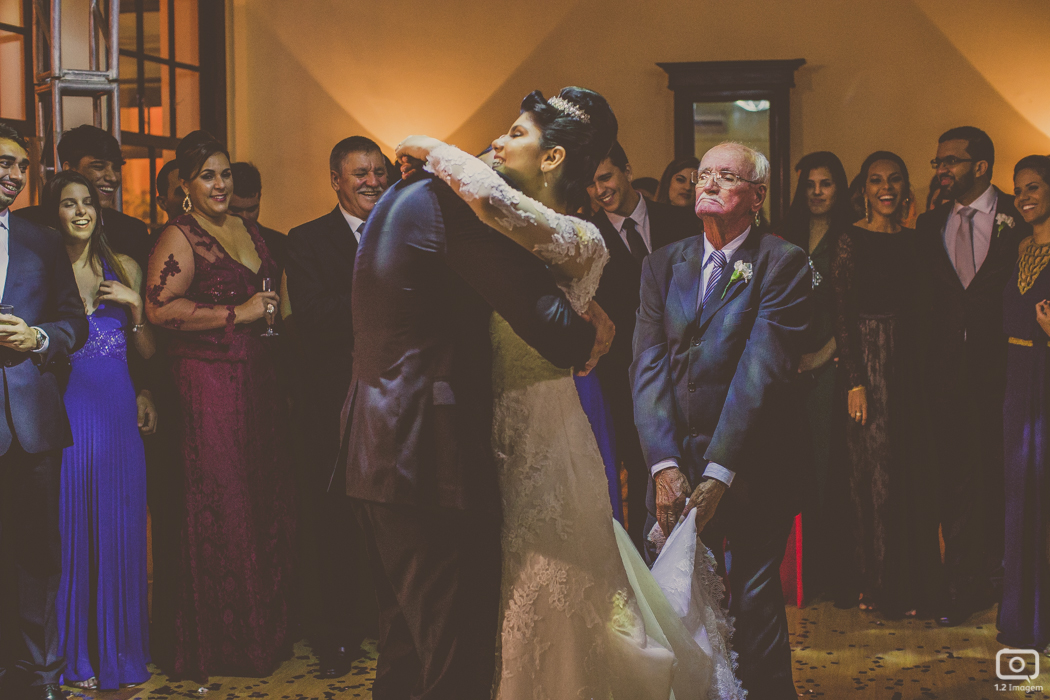 making of noiva, vestido de noiva, maquiagem casamento, casamento na bahia, buquê de noiva, raoni libório, noiva nova, noivos, casamento na praia, wedding brazil, umpontodoisimagem