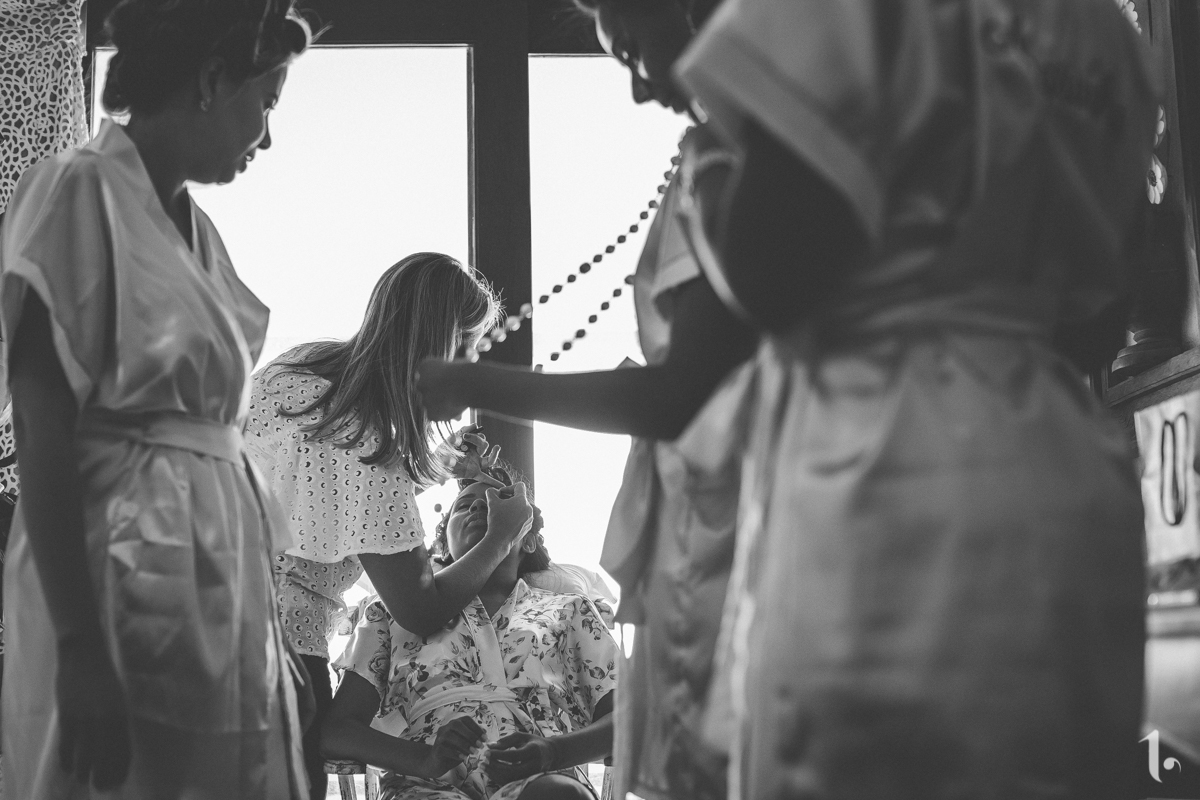 making of noiva, vestido de noiva, maquiagem casamento, casamento na bahia, buquê de noiva, raoni libório, noiva nova, noivos, casamento na praia, wedding brazil, umpontodoisimagem