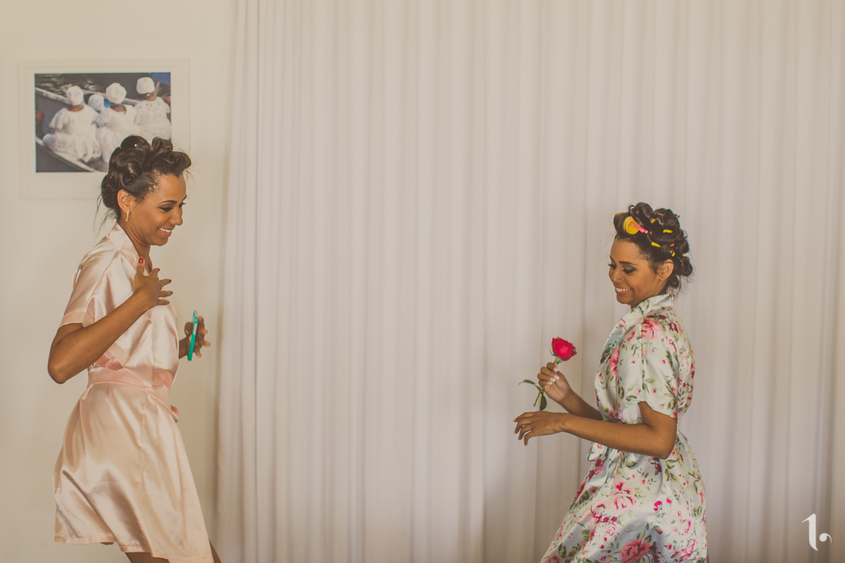 making of noiva, vestido de noiva, maquiagem casamento, casamento na bahia, buquê de noiva, raoni libório, noiva nova, noivos, casamento na praia, wedding brazil, umpontodoisimagem