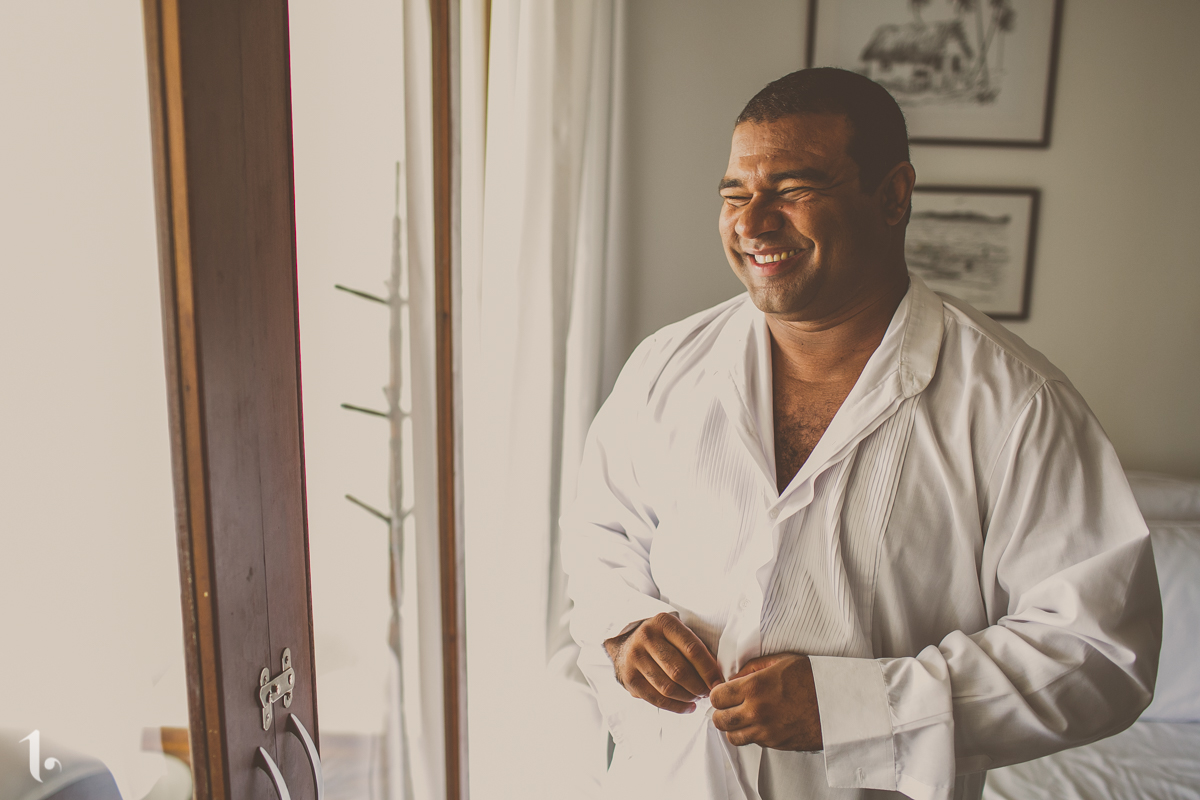 making of noiva, vestido de noiva, maquiagem casamento, casamento na bahia, buquê de noiva, raoni libório, noiva nova, noivos, casamento na praia, wedding brazil, umpontodoisimagem