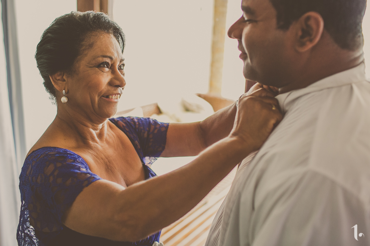 making of noiva, vestido de noiva, maquiagem casamento, casamento na bahia, buquê de noiva, raoni libório, noiva nova, noivos, casamento na praia, wedding brazil, umpontodoisimagem