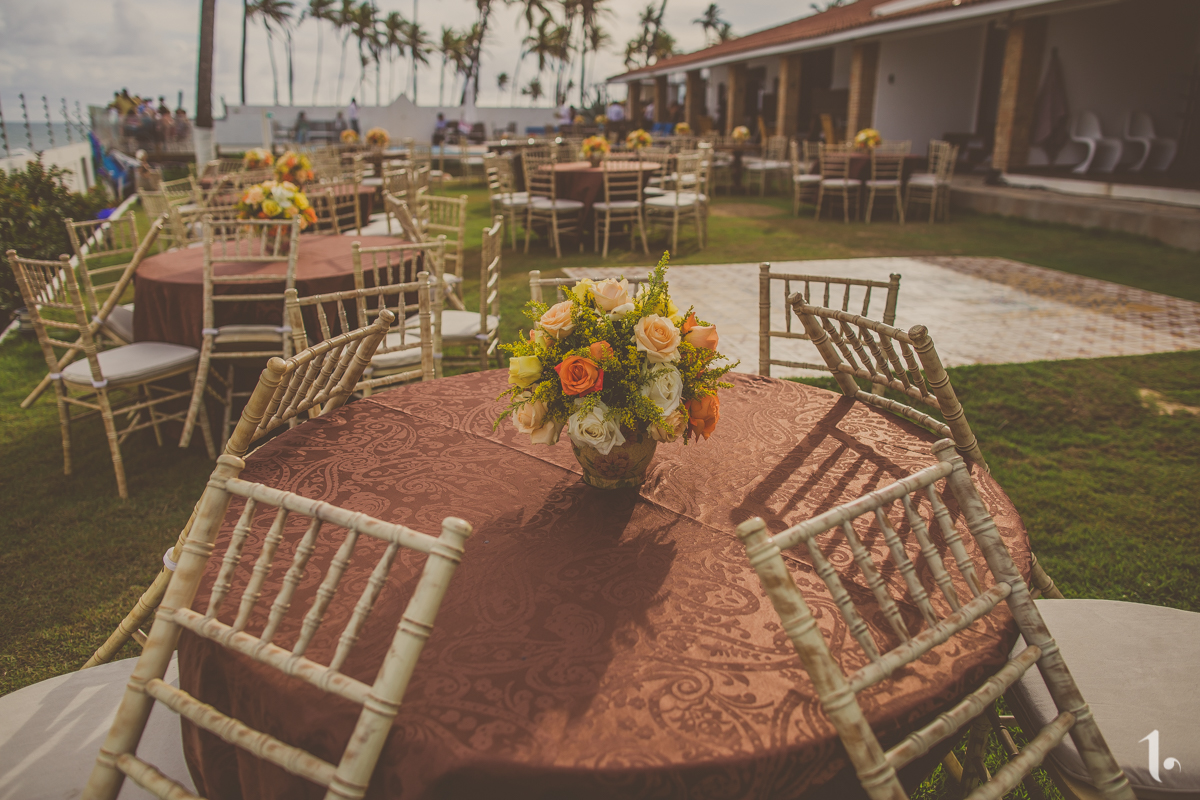 making of noiva, vestido de noiva, maquiagem casamento, casamento na bahia, buquê de noiva, raoni libório, noiva nova, noivos, casamento na praia, wedding brazil, umpontodoisimagem