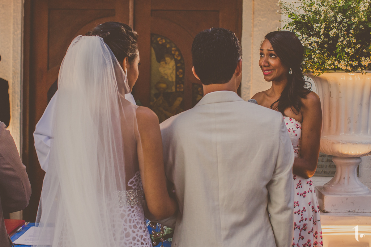 making of noiva, vestido de noiva, maquiagem casamento, casamento na bahia, buquê de noiva, raoni libório, noiva nova, noivos, casamento na praia, wedding brazil, umpontodoisimagem