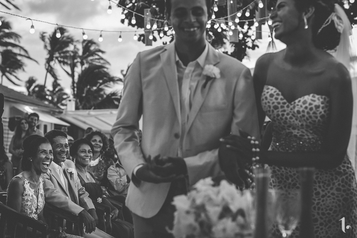 making of noiva, vestido de noiva, maquiagem casamento, casamento na bahia, buquê de noiva, raoni libório, noiva nova, noivos, casamento na praia, wedding brazil, umpontodoisimagem